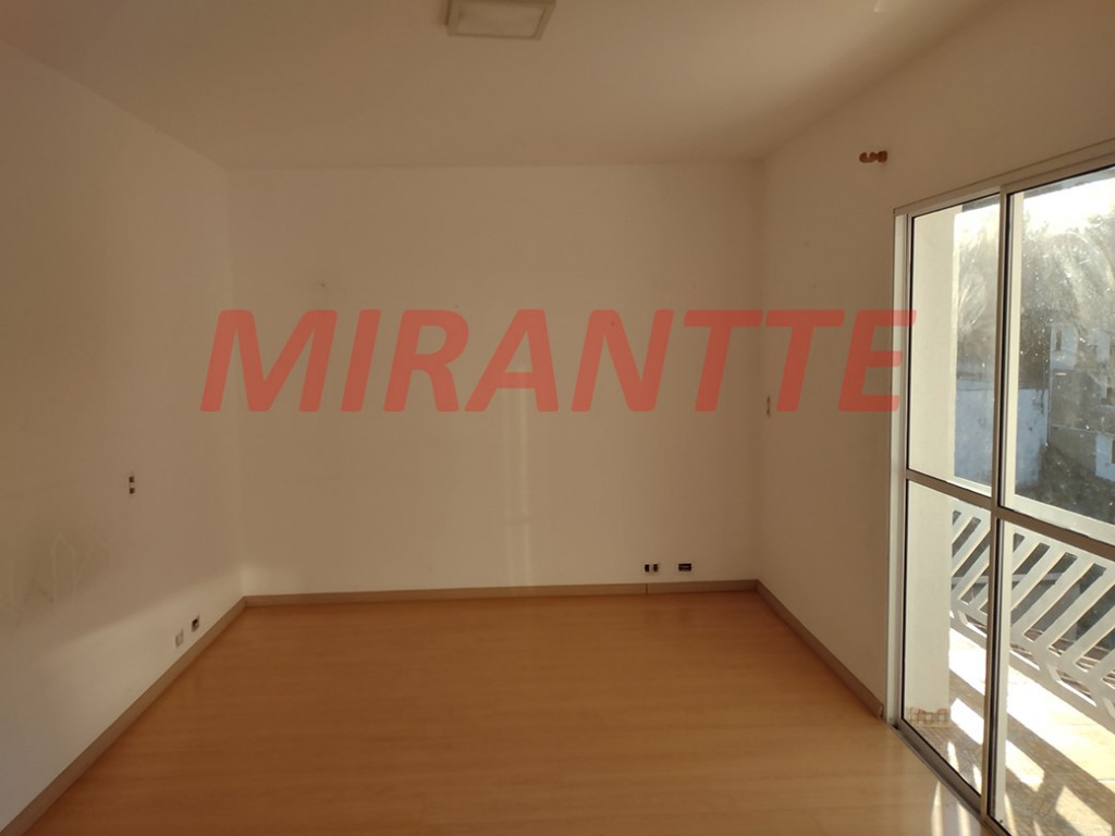 Sobrado de 359m² com 4 quartos em Horto Florestal