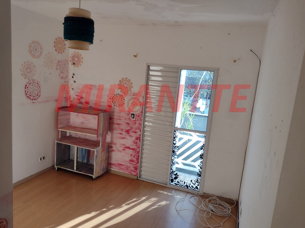 Sobrado de 359m² com 4 quartos em Horto Florestal