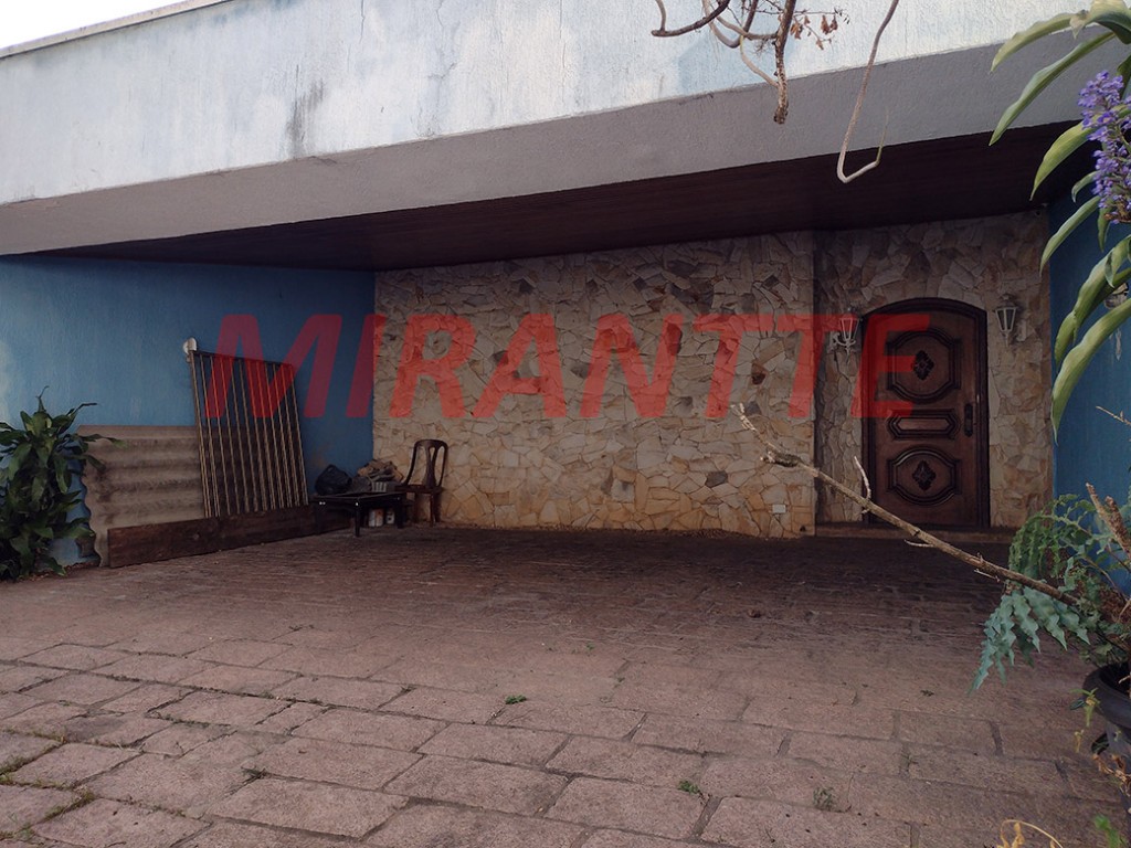 Sobrado de 359m² com 4 quartos em Horto Florestal