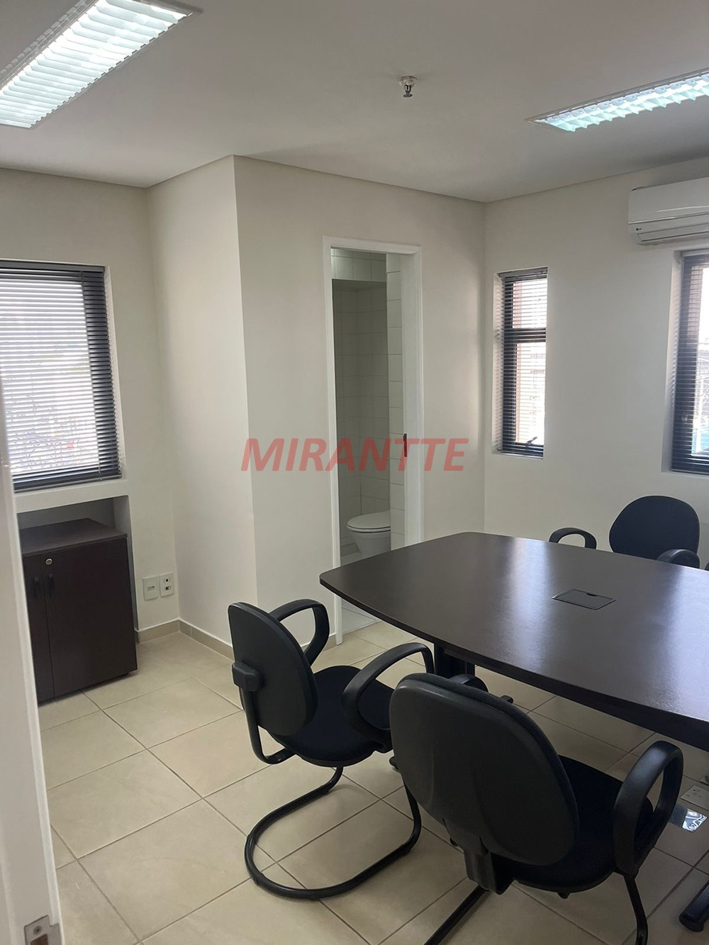 Conjunto comercial em Barra Funda
