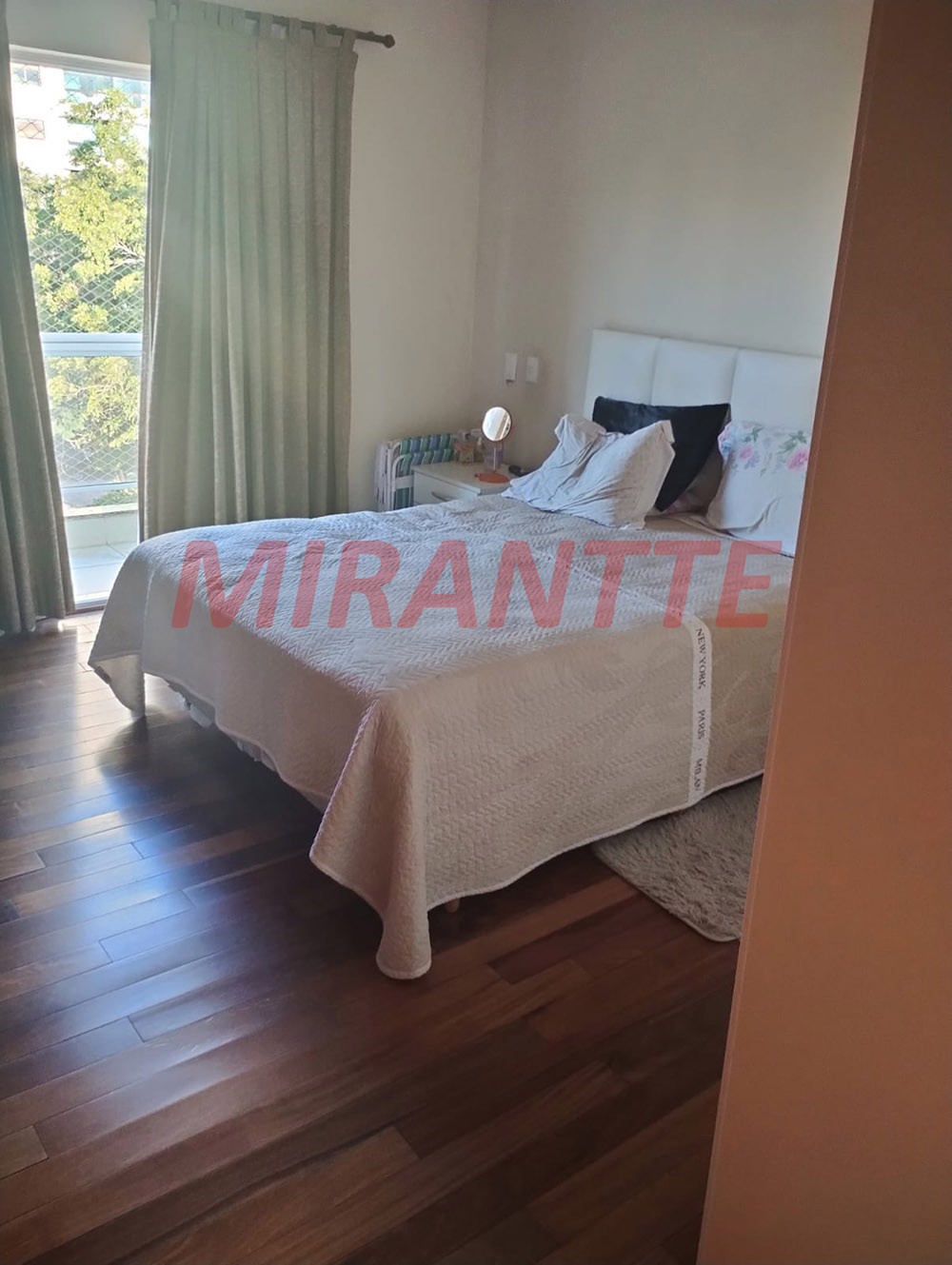 Sobrado de 201m² com 3 quartos em Jardim São Paulo