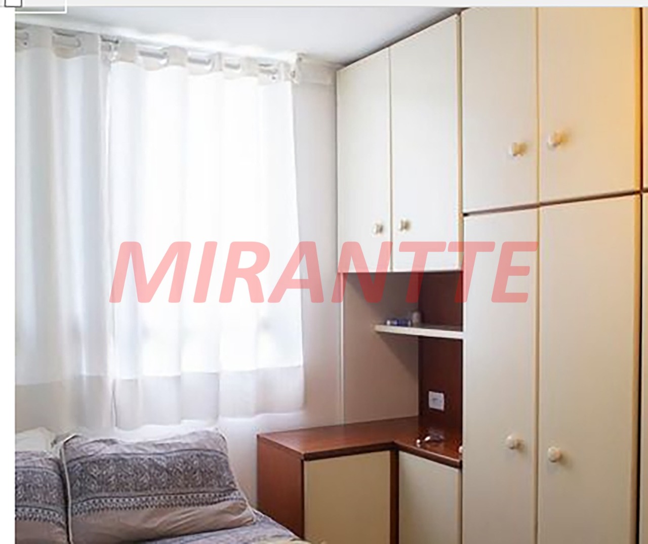 Apartamento de 90m² com 3 quartos em Limão