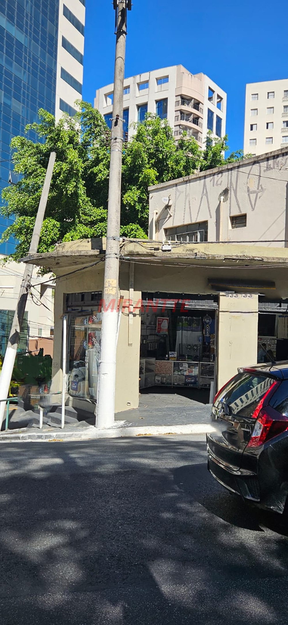 Comercial de 400m² em Santana
