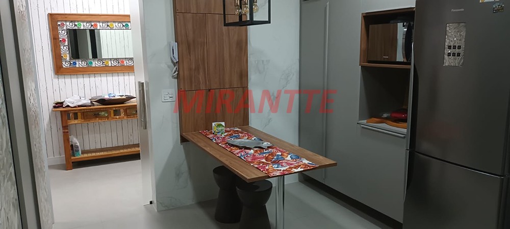 Apartamento com 3 quartos em Pitangueiras