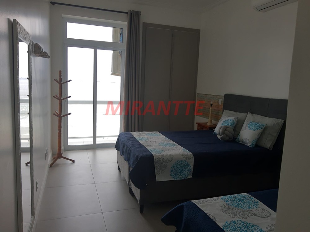 Apartamento com 3 quartos em Pitangueiras
