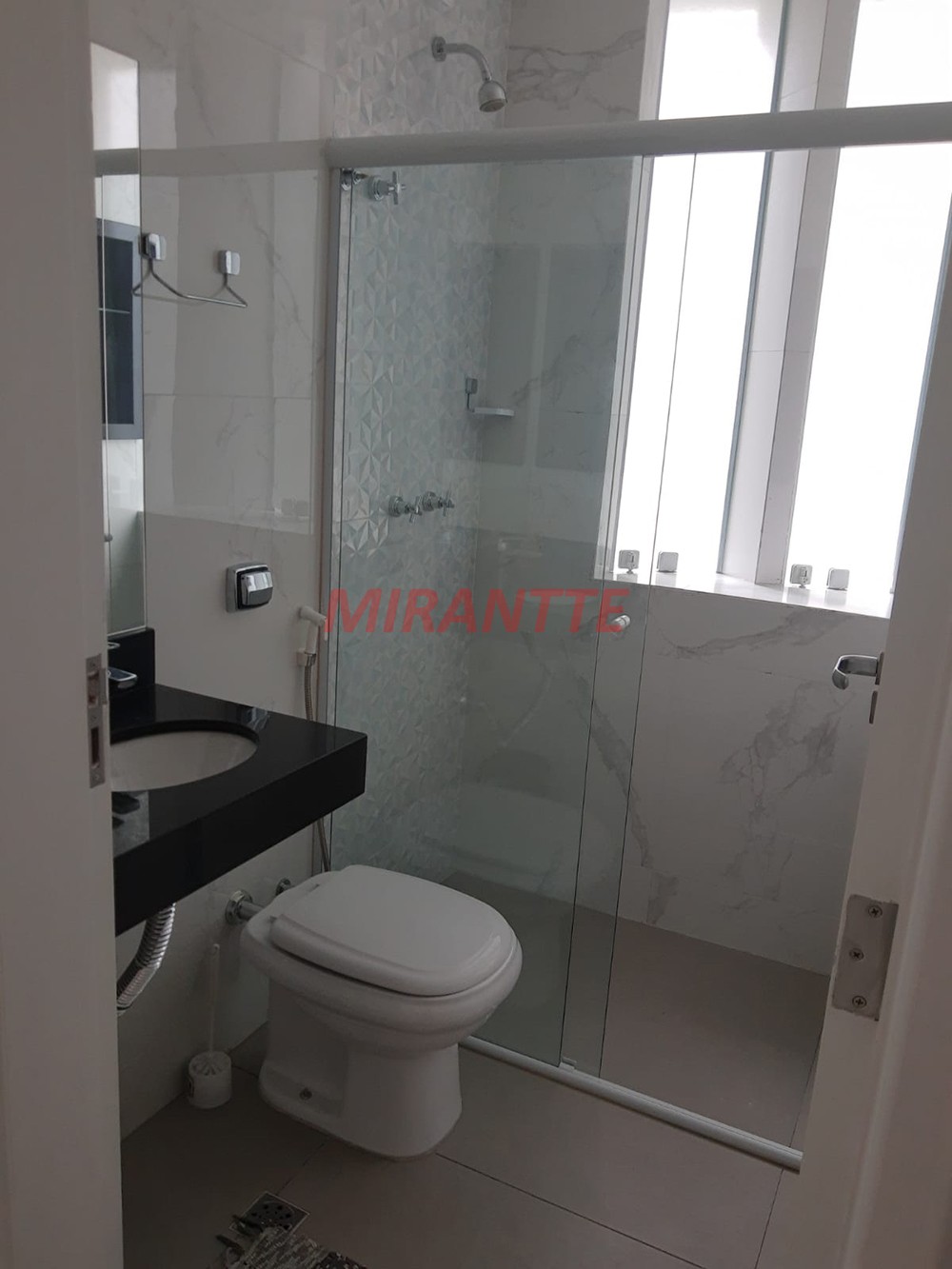 Apartamento com 3 quartos em Pitangueiras