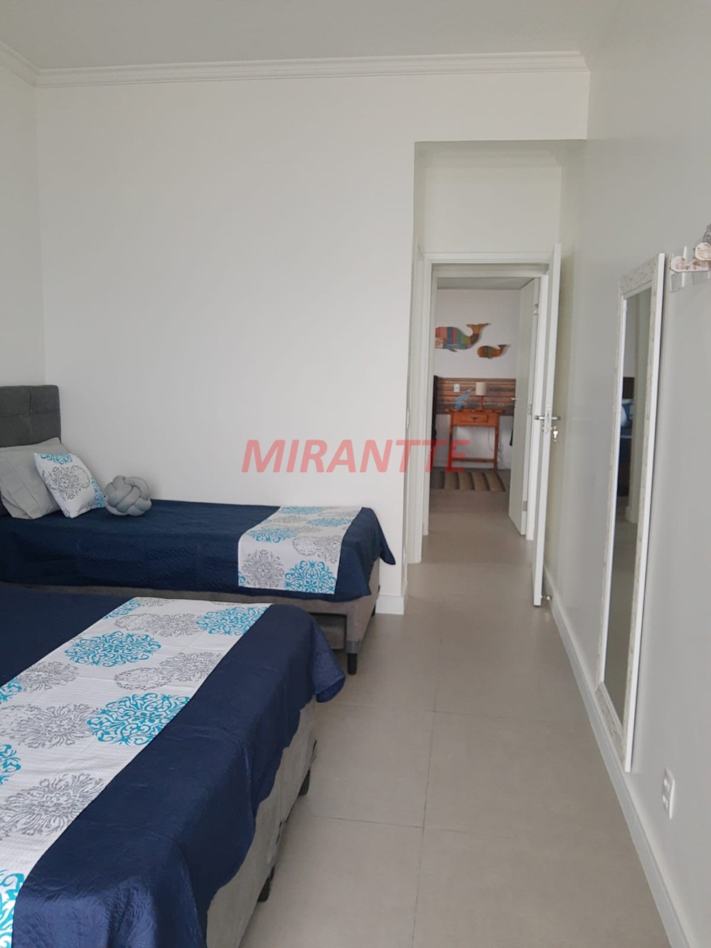 Apartamento com 3 quartos em Pitangueiras
