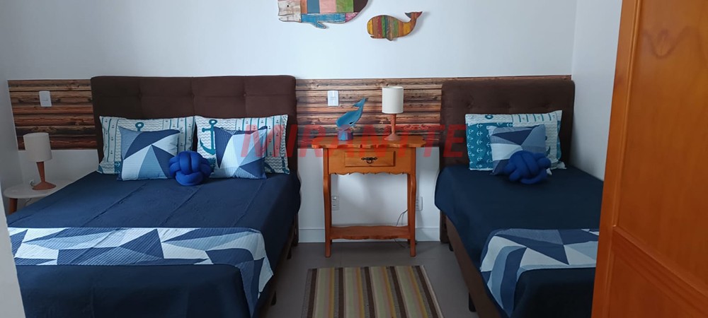 Apartamento com 3 quartos em Pitangueiras