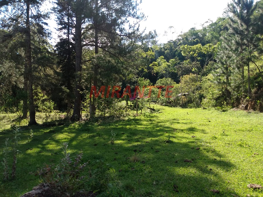 Sobrado de 80m² com 2 quartos em Mato Dentro