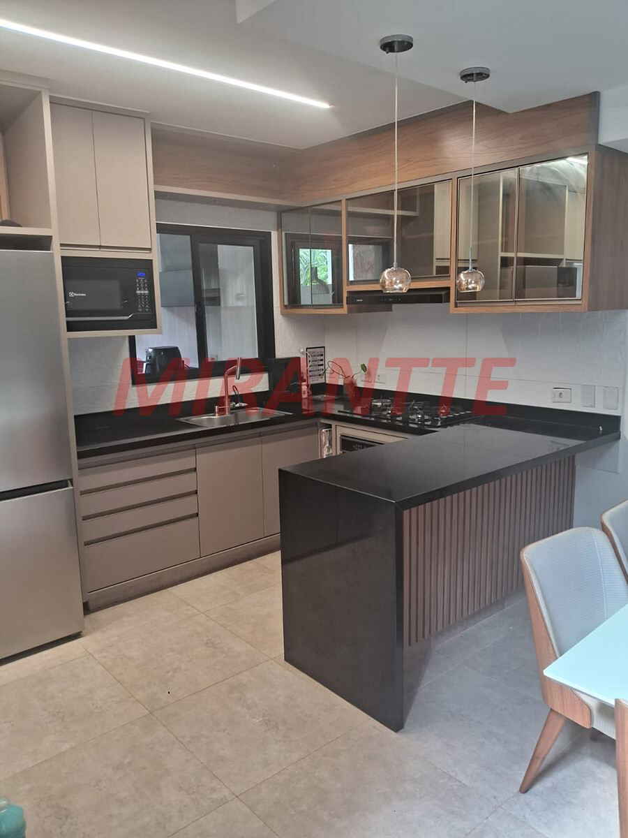 Sobrado de 294m² com 2 quartos em Sítio Barrocada
