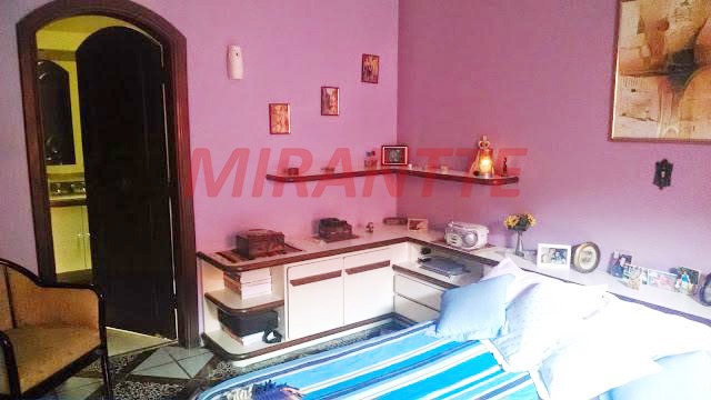 Casa terrea de 324m² com 4 quartos em Vila Rosália