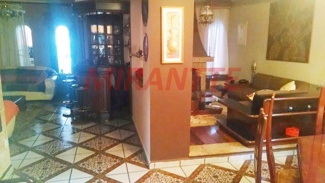 Casa terrea de 324m² com 4 quartos em Vila Rosália