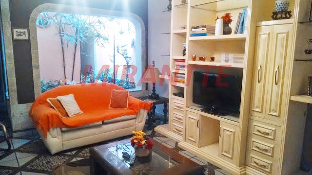 Casa terrea de 324m² com 4 quartos em Vila Rosália