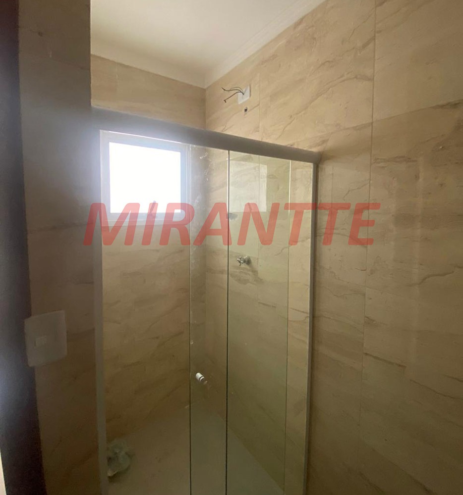 Sobrado de 30m² com 2 quartos em Jardim Brasil