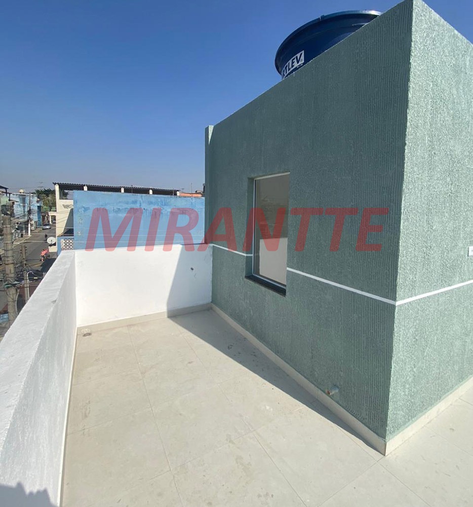 Sobrado de 30m² com 2 quartos em Jardim Brasil