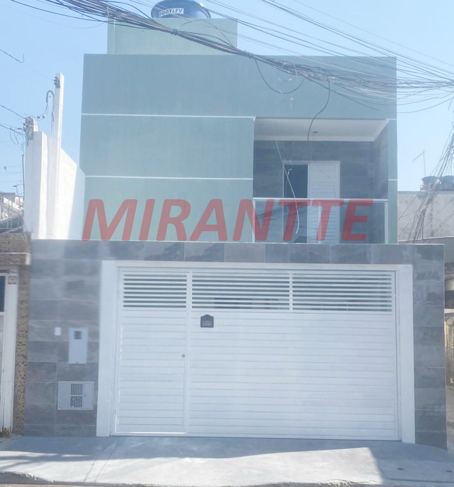 Sobrado de 30m² com 2 quartos em Jardim Brasil