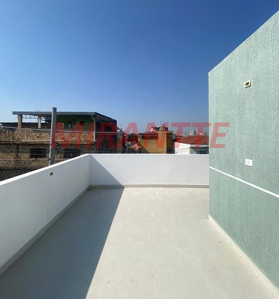 Sobrado de 30m² com 2 quartos em Jardim Brasil