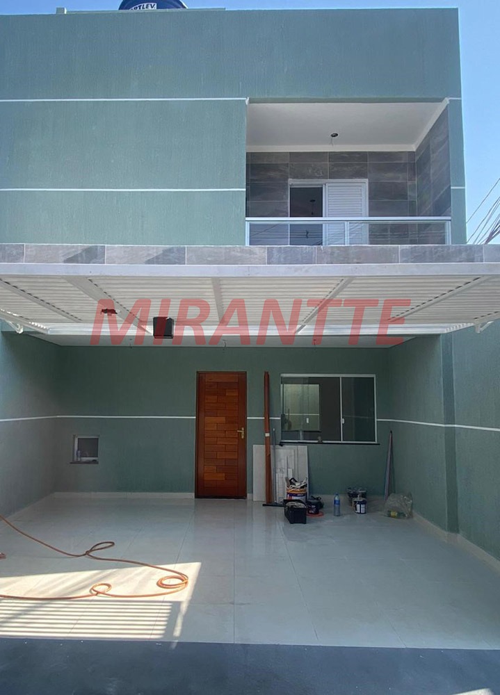 Sobrado de 30m² com 2 quartos em Jardim Brasil