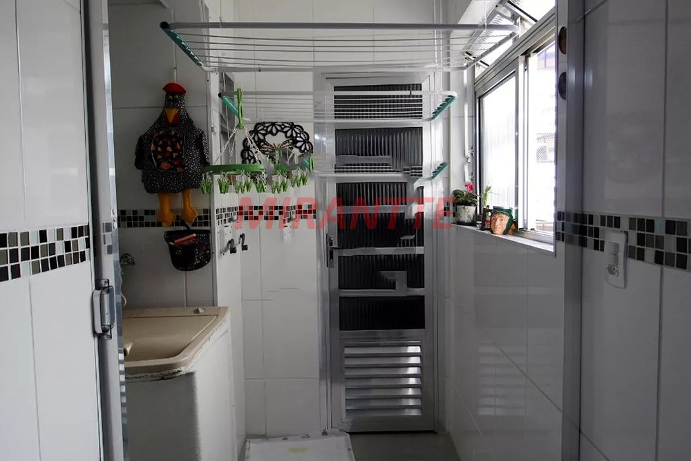 Apartamento de 77m² com 3 quartos em Santana