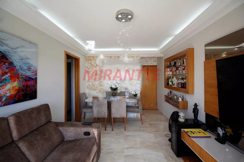 Apartamento de 77m² com 3 quartos em Santana