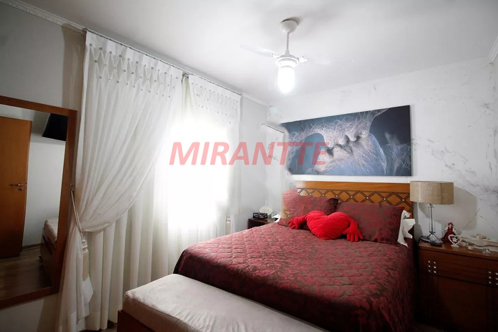 Apartamento de 77m² com 3 quartos em Santana