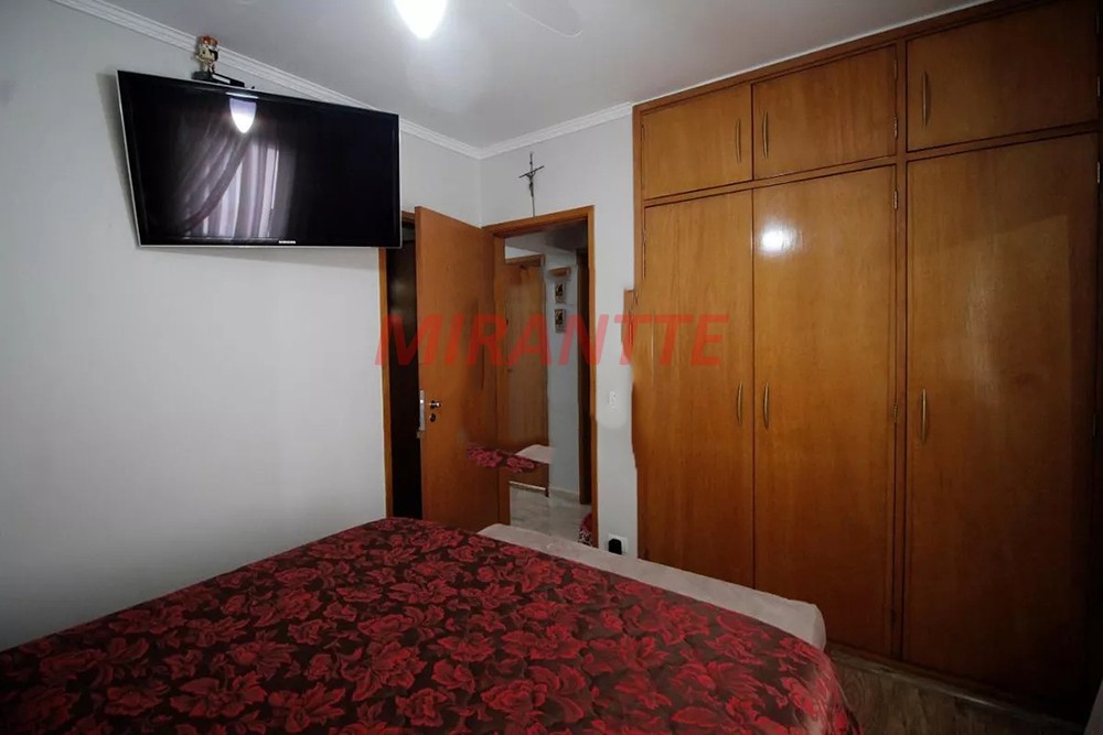 Apartamento de 77m² com 3 quartos em Santana