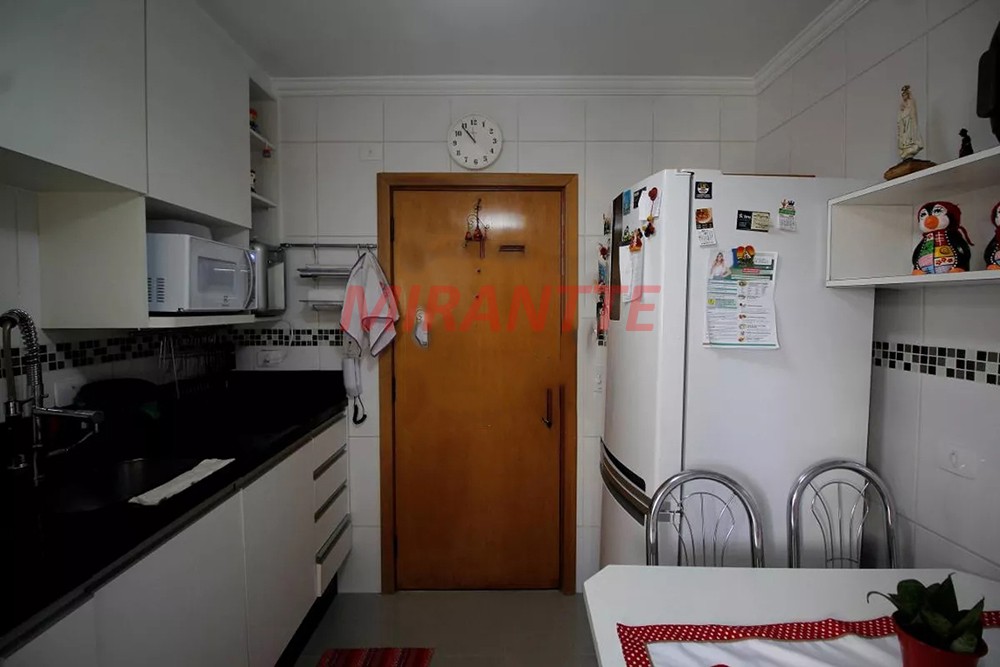 Apartamento de 77m² com 3 quartos em Santana