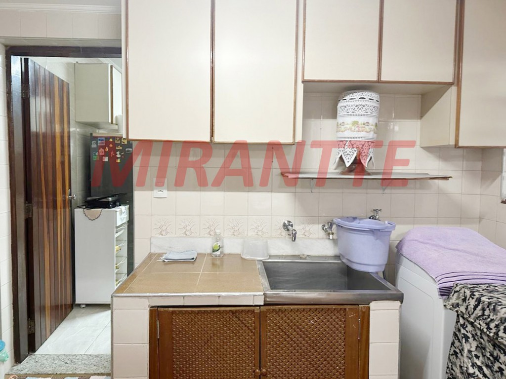 Sobrado de 162m² com 3 quartos em Horto Florestal