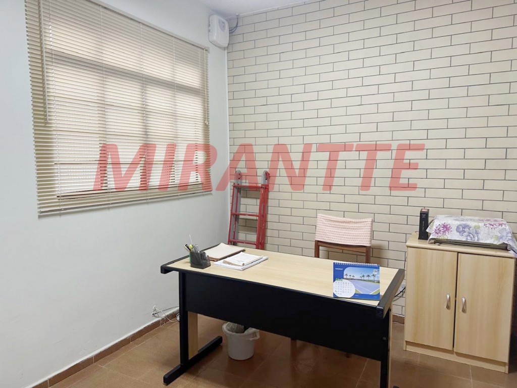 Sobrado de 162m² com 3 quartos em Horto Florestal