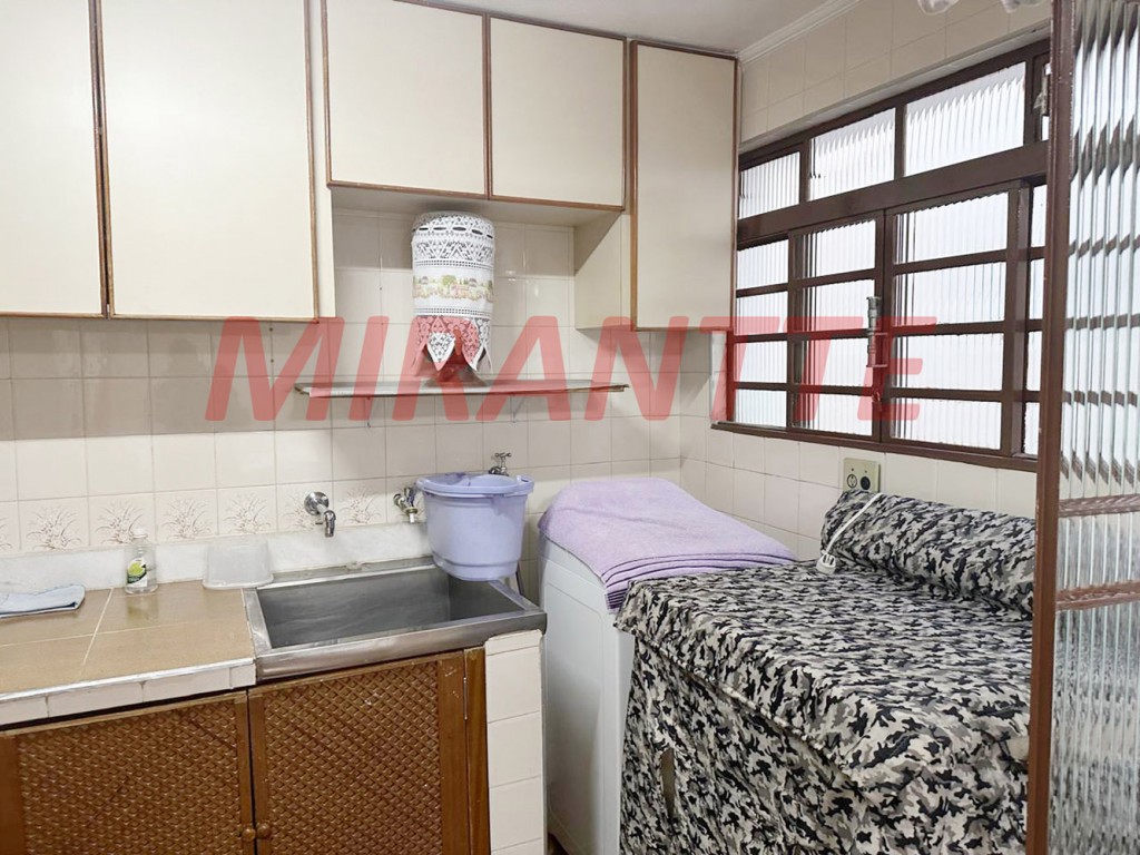 Sobrado de 162m² com 3 quartos em Horto Florestal