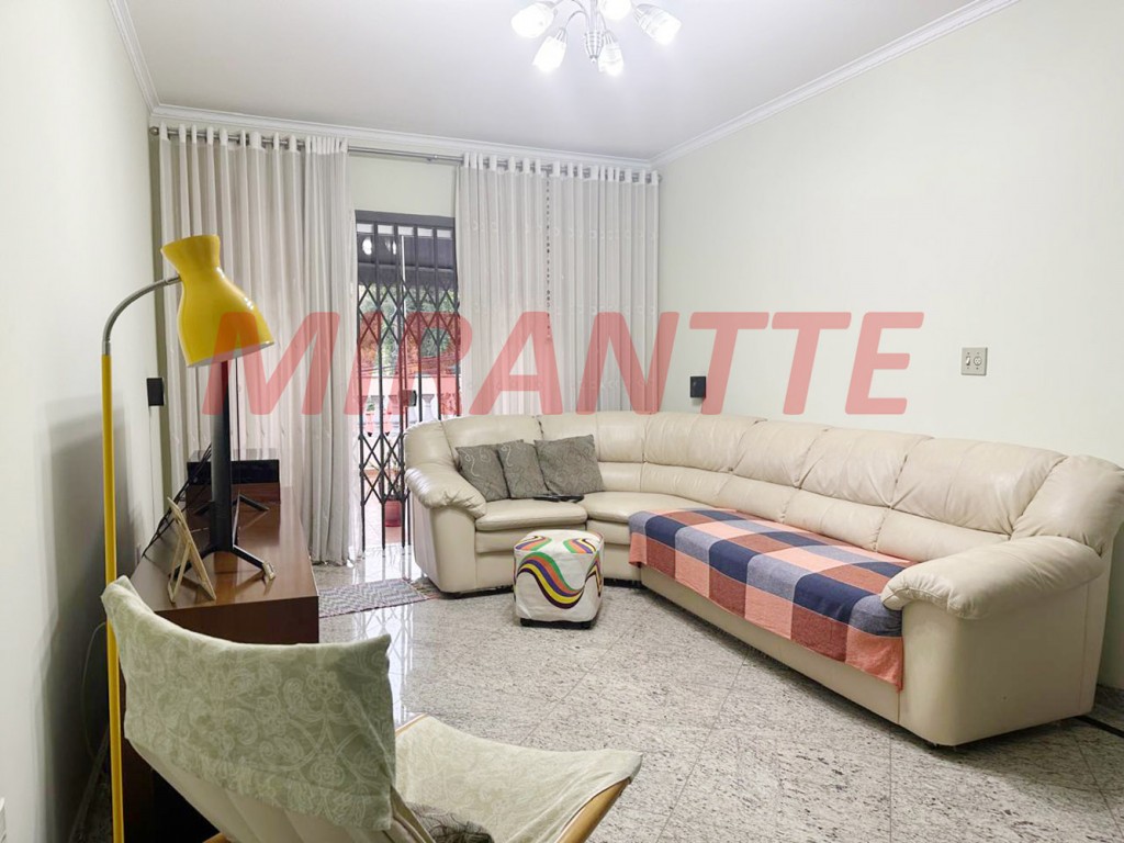 Sobrado de 162m² com 3 quartos em Horto Florestal