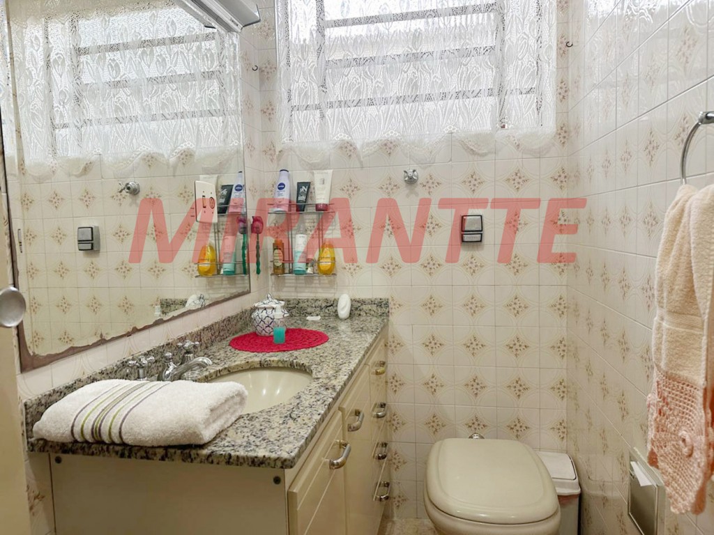 Sobrado de 162m² com 3 quartos em Horto Florestal