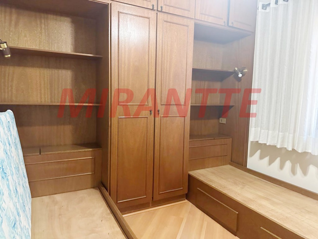 Sobrado de 162m² com 3 quartos em Horto Florestal