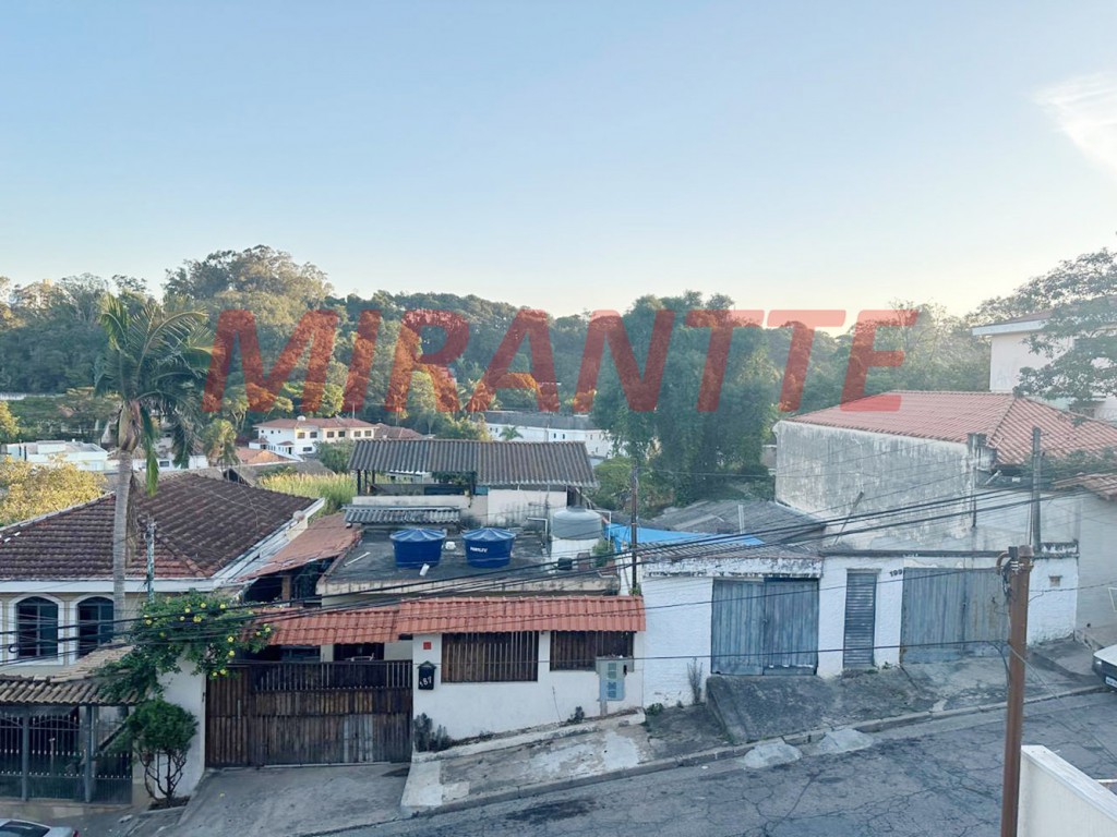 Sobrado de 162m² com 3 quartos em Horto Florestal