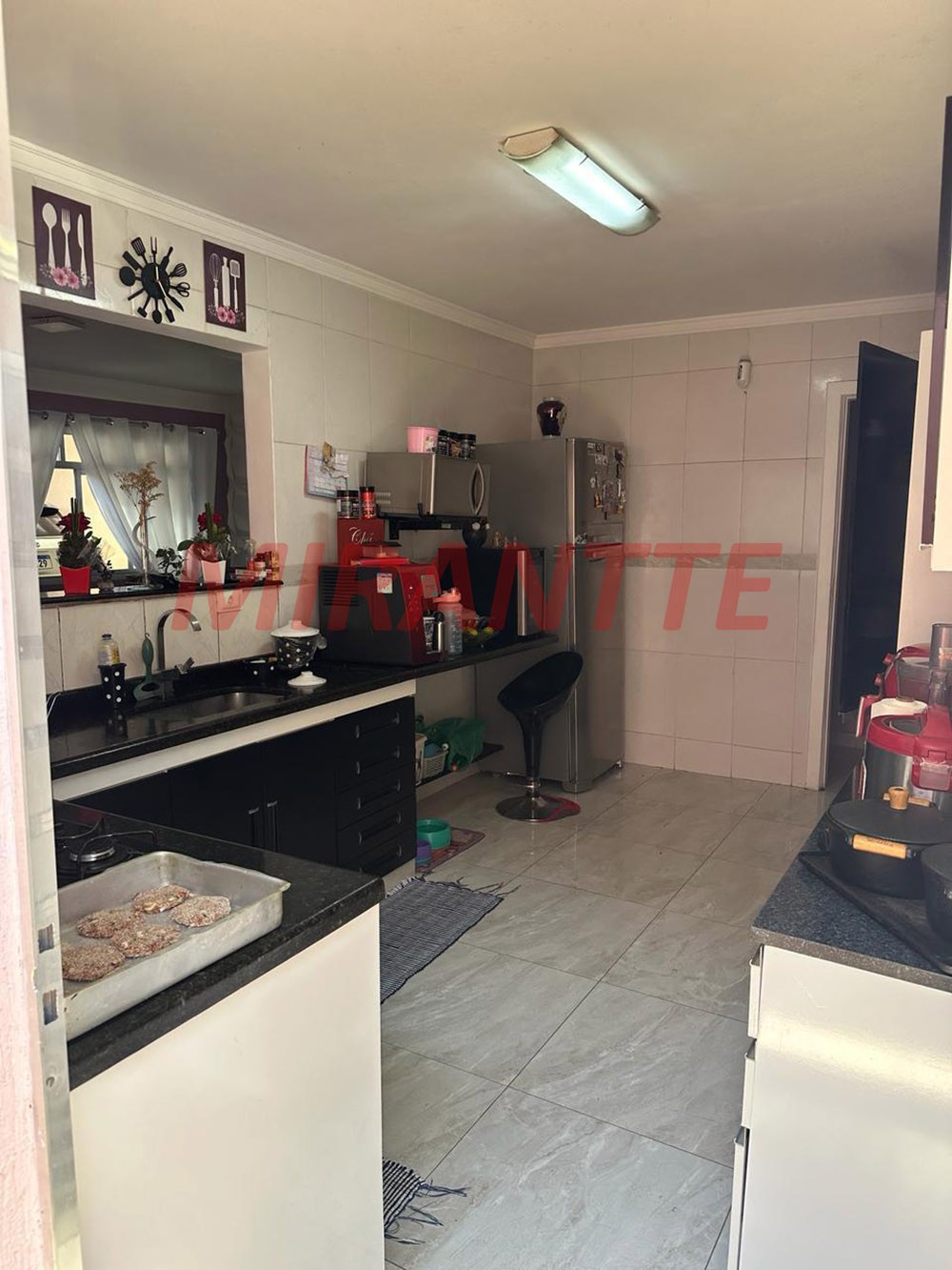 Casa terrea de 266m² com 4 quartos em Bortolândia