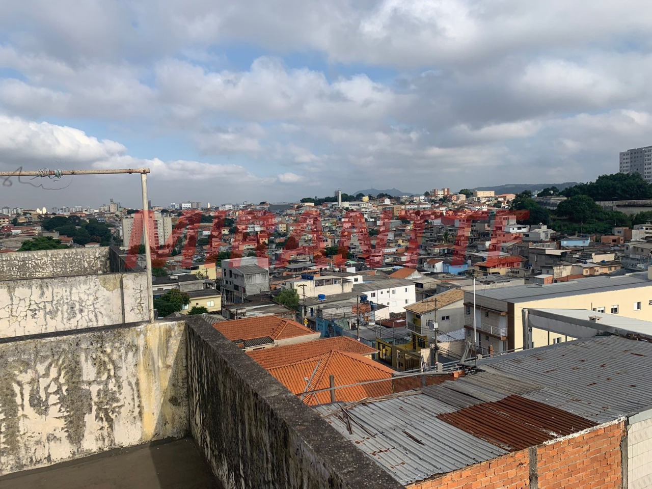 Comercial de 648m² em Casa Verde Alta