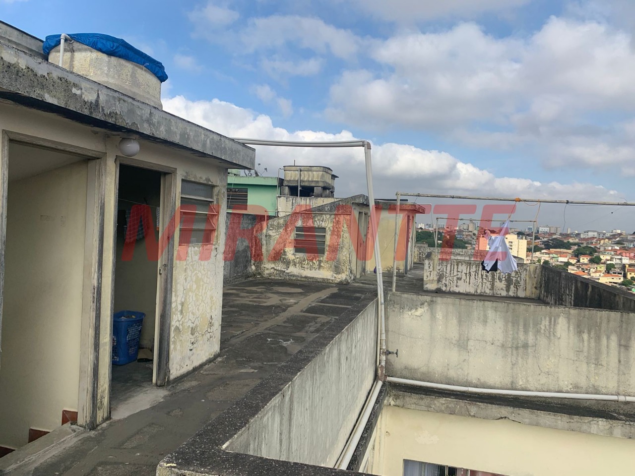 Comercial de 648m² em Casa Verde Alta