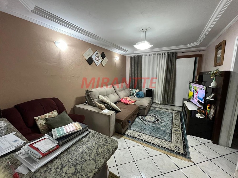 Sobrado de 290m² com 4 quartos em Vila Nova Cachoeirinha
