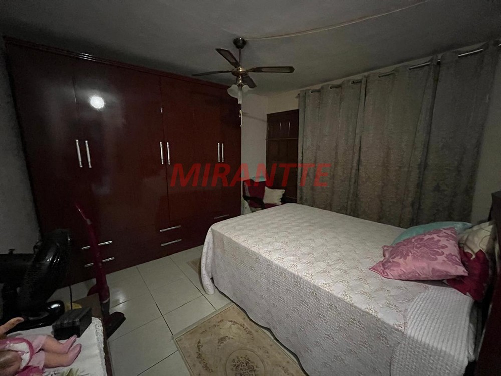 Sobrado de 290m² com 4 quartos em Vila Nova Cachoeirinha