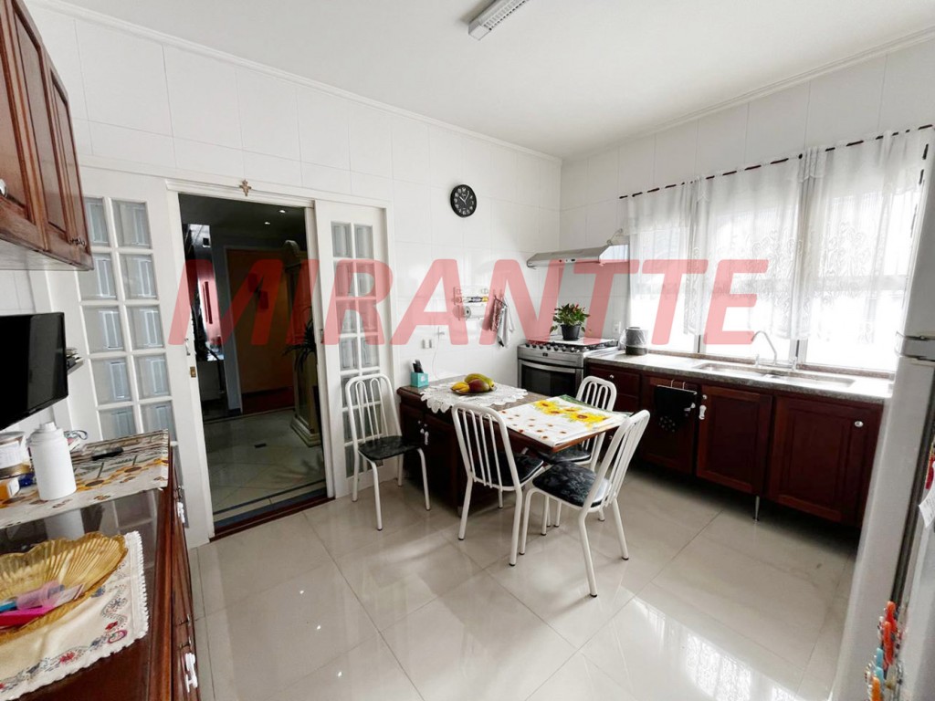 Cobertura de 340m² com 5 quartos em Perdizes