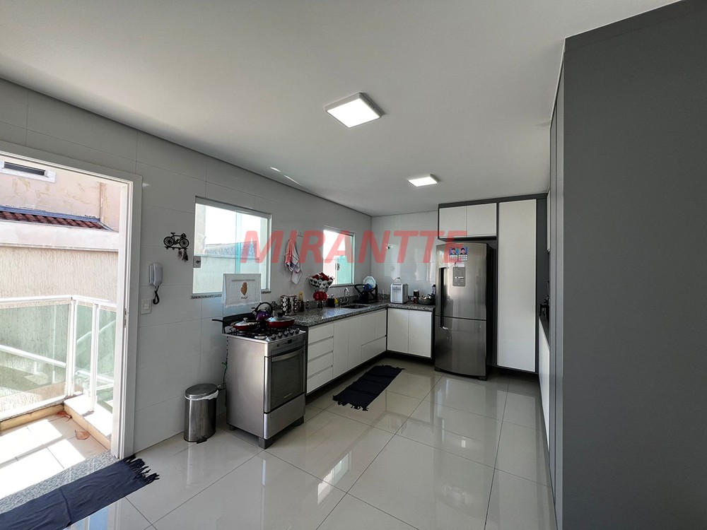 Sobrado de 188m² com 3 quartos em Imirim