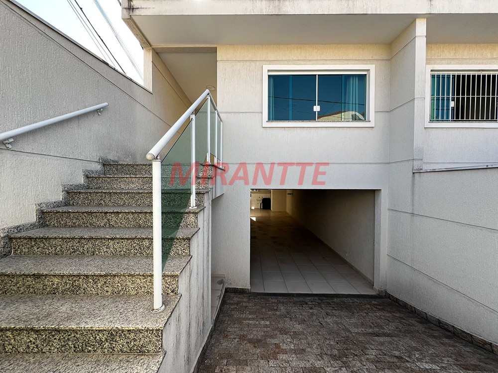 Sobrado de 188m² com 3 quartos em Imirim
