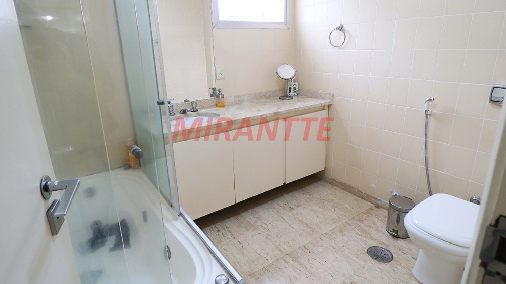 Apartamento de 182m² com 4 quartos em Santana