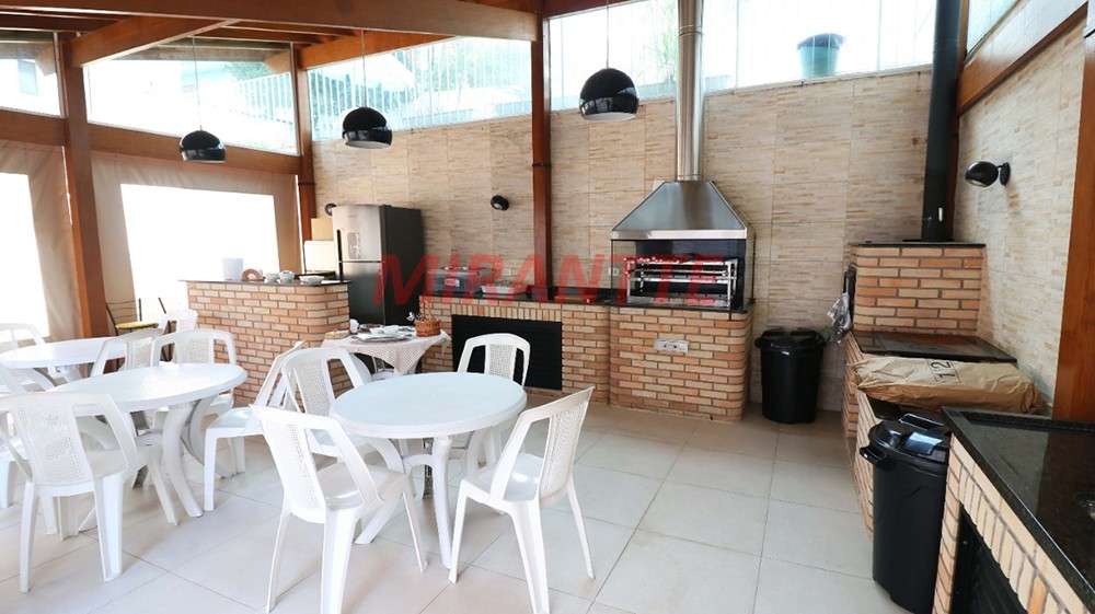 Apartamento de 182m² com 4 quartos em Santana