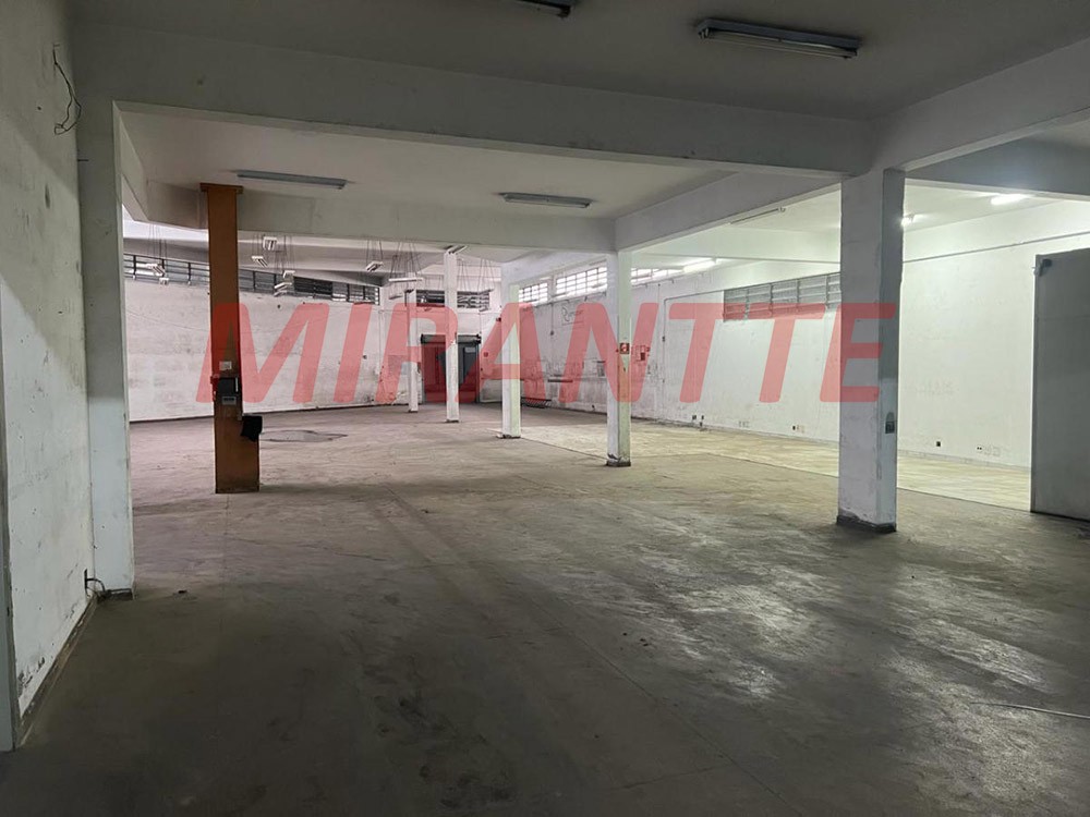 Galpao de 916m² em Brás