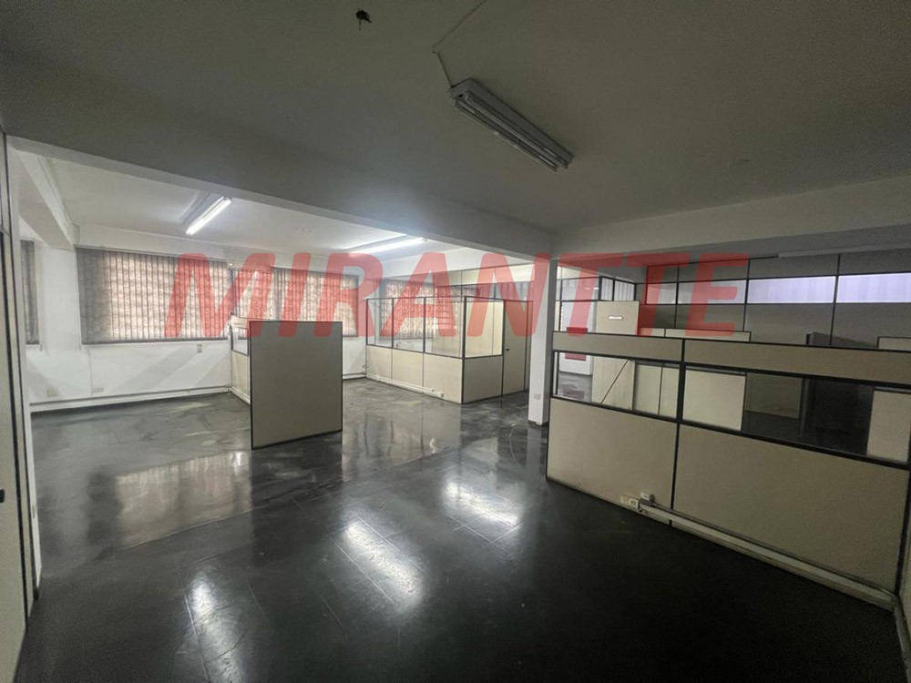 Galpao de 916m² em Brás