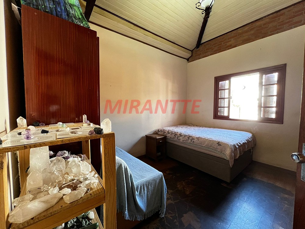 Casa terrea de 200m² com 2 quartos em Santana