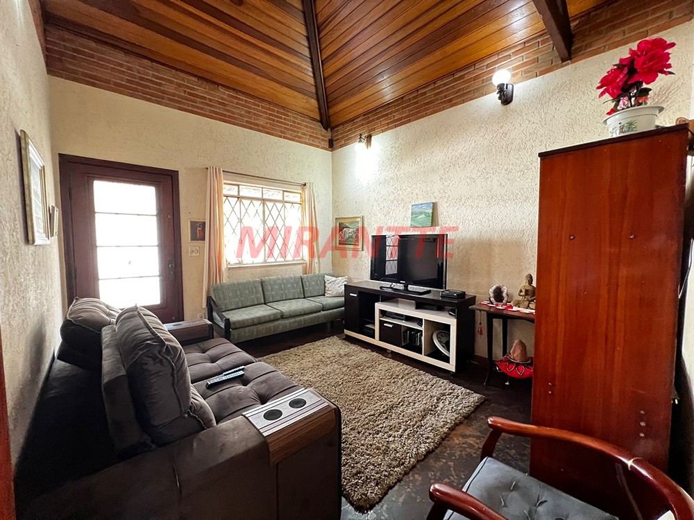 Casa terrea de 200m² com 2 quartos em Santana