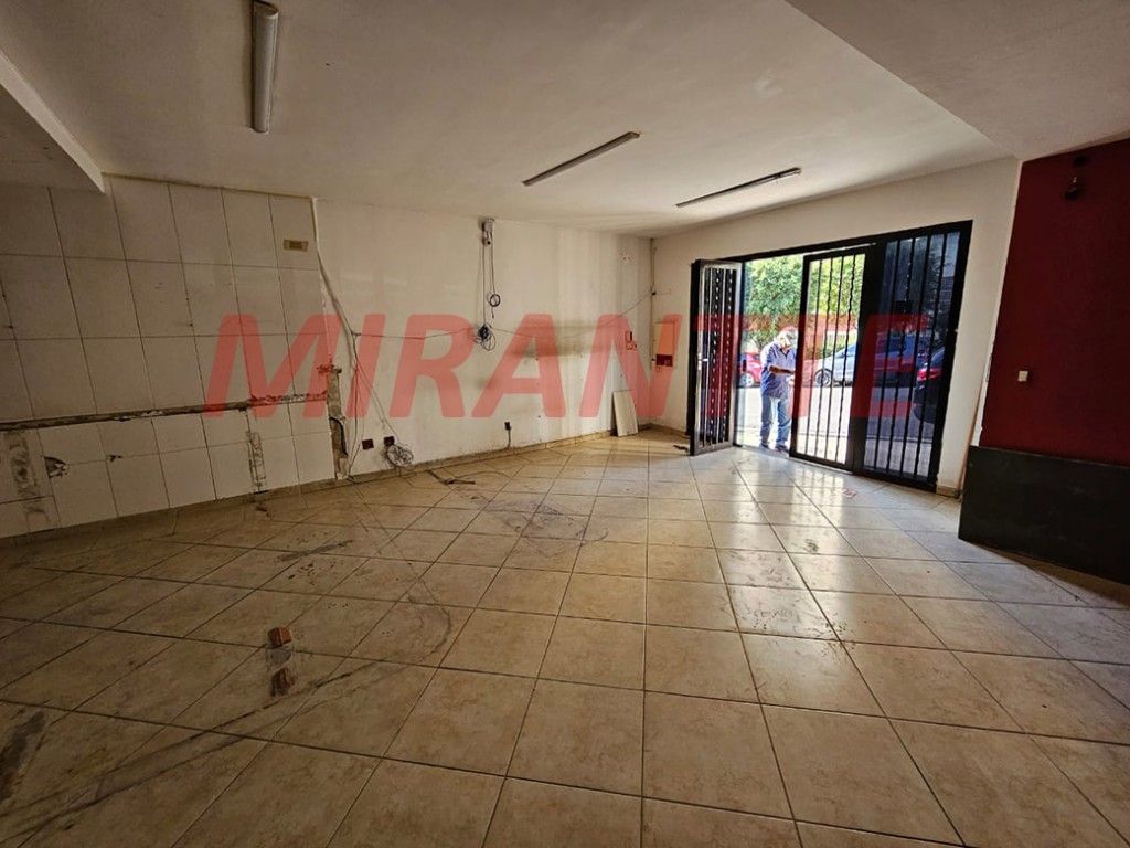 Comercial de 350m² em Santa Teresinha