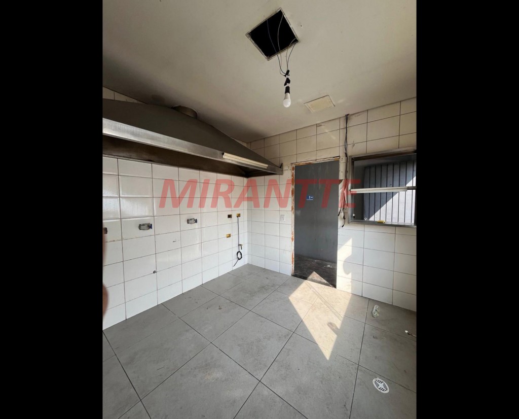 Comercial de 350m² em Santa Teresinha
